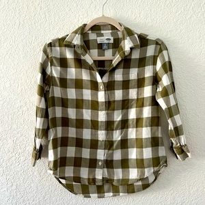 Old navy girls shirt size 8